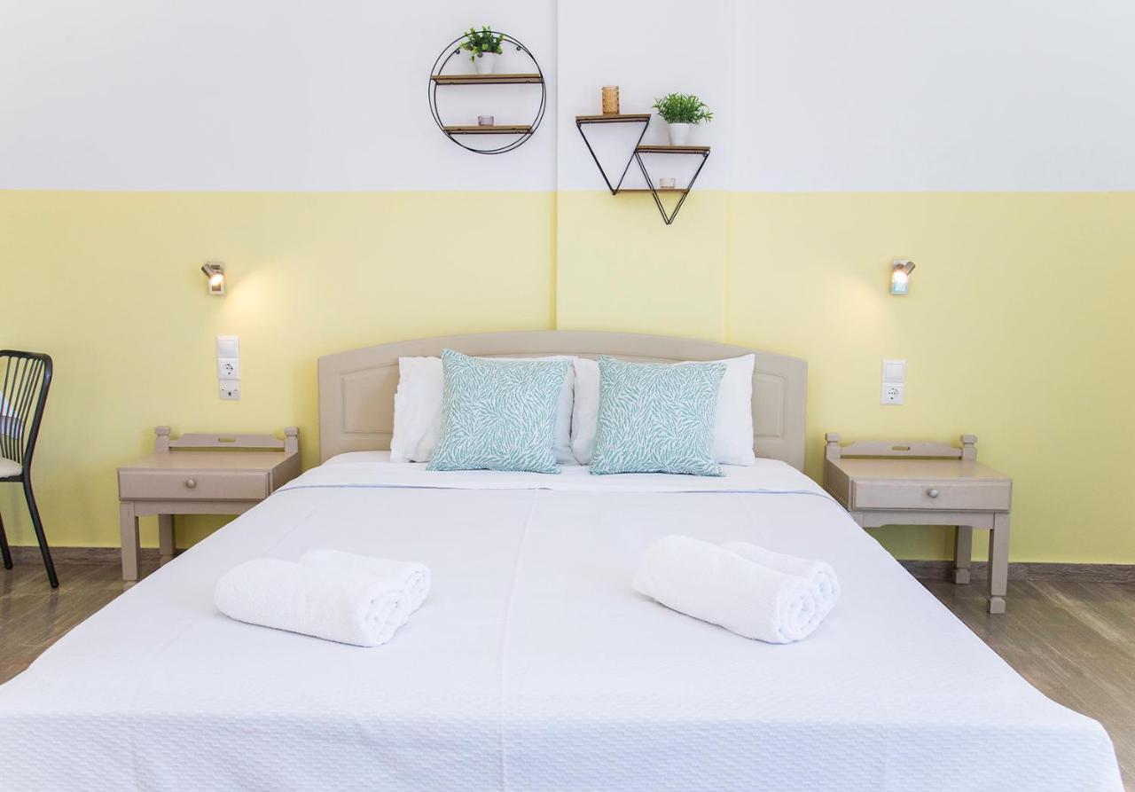 Theodora Rooms Poros Town Eksteriør billede